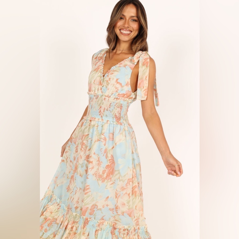 PETAL & PUP CHRISTABEL TIERED MAXI DRESS - BLUE FLORAL M B1830 - Picture 7 of 10